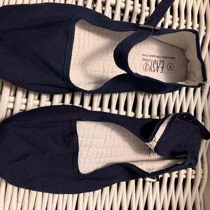 Navy blue classic China flats